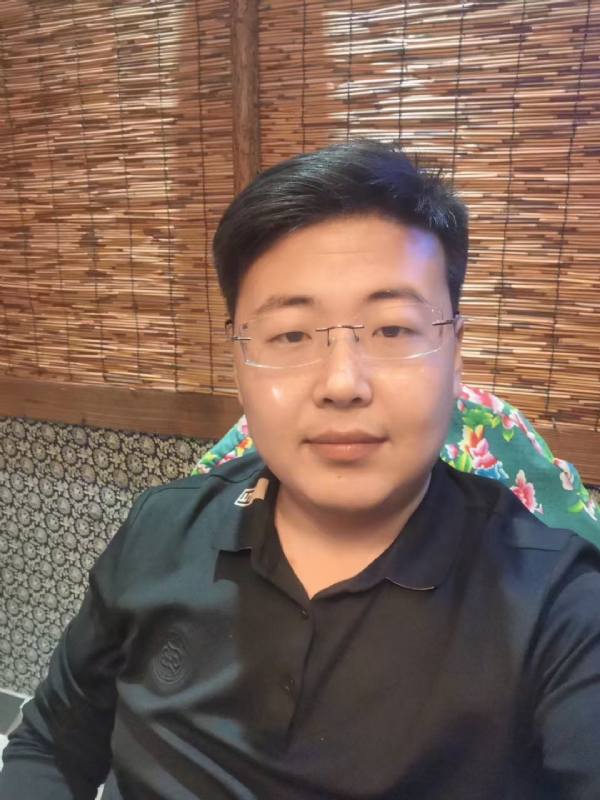 刘先生的第一张照片--滨州上门女婿服务网